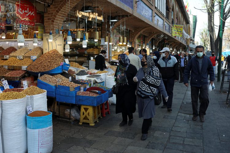 Irán celebra el Año Nuevo persa bajo la sombra del coronavirus