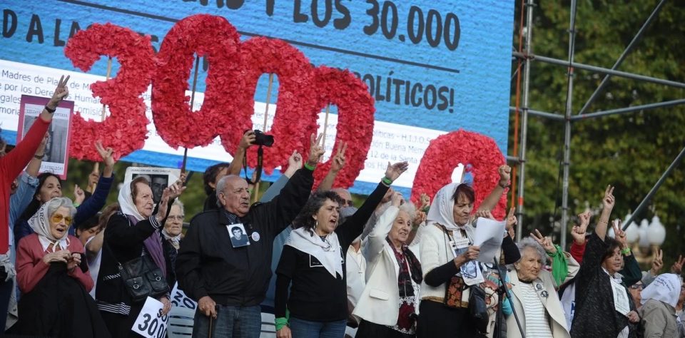 A 44 años del último golpe de Estado, impulsan una “movilización” en las redes sociales