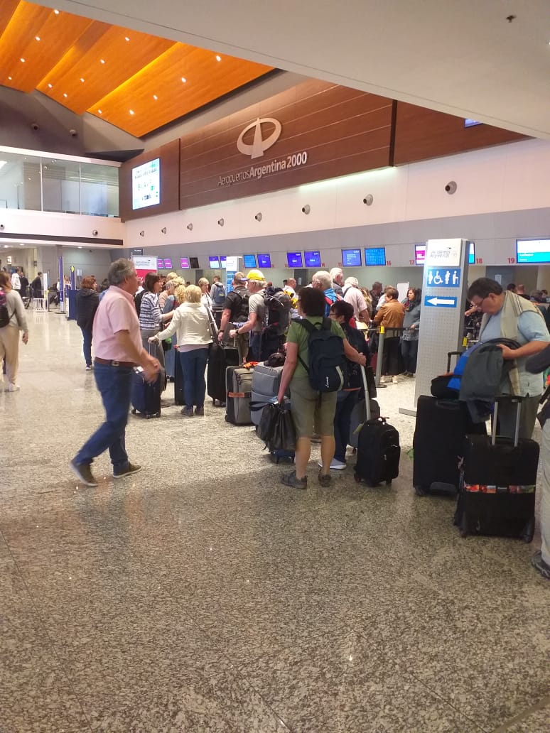“Cerrar el aeropuerto lo deben definir las autoridades nacionales”