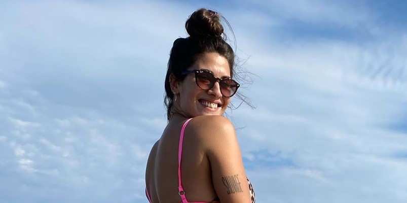 Ivana Nadal se mostró en bombacha desde su cuarto