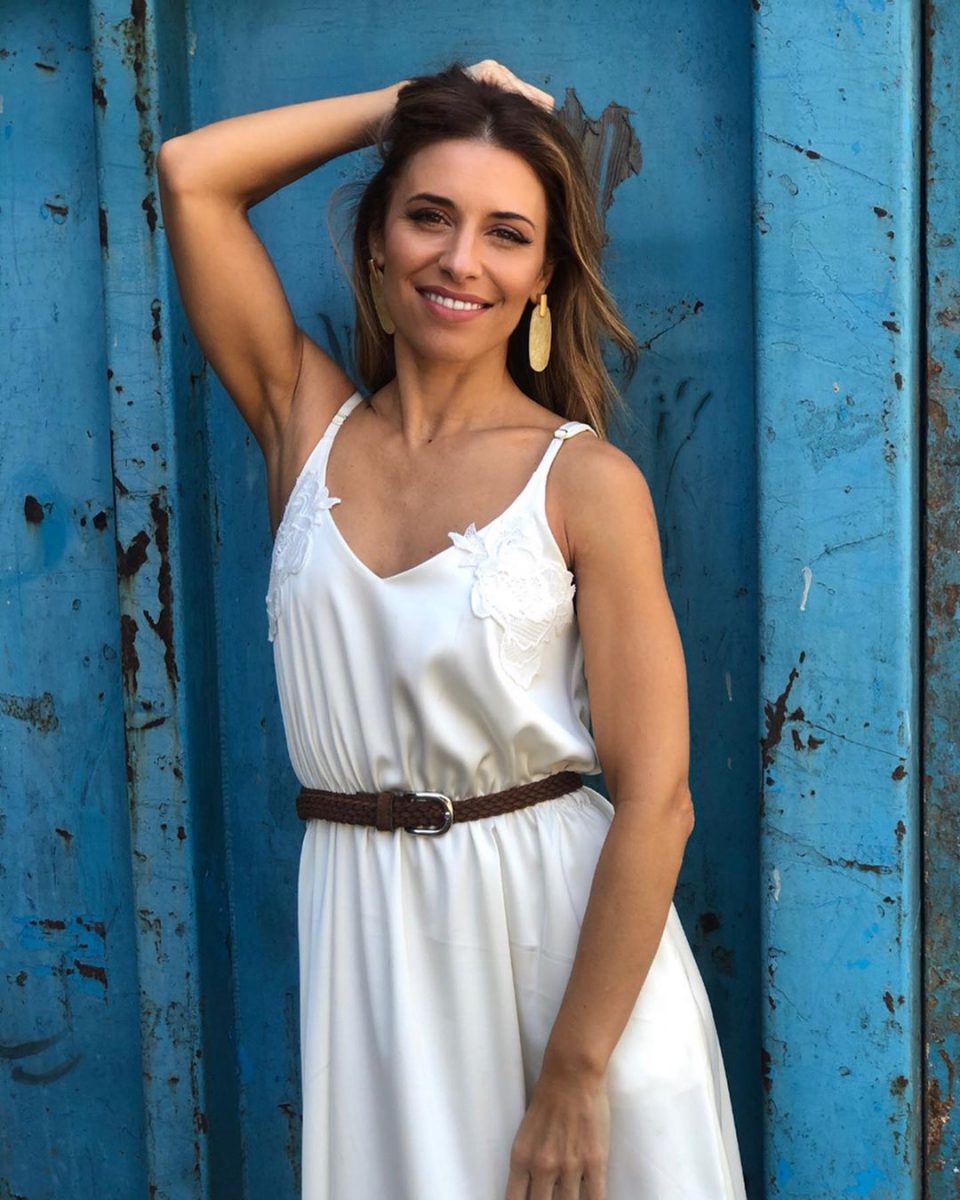 Mariana Brey posó en bikini y le criticaron la bombacha: “Es un poquito chica”
