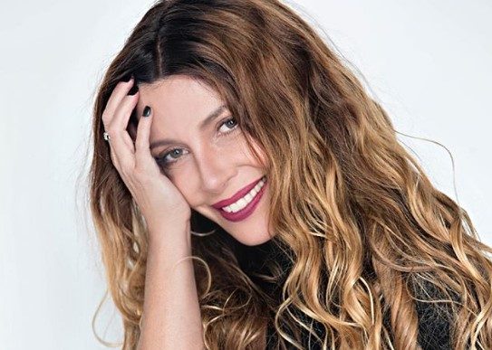 Mónica Ayos fue criticada por “aparecer siempre en bikini” y no se quedó callada: “Vos no te preocupes”
