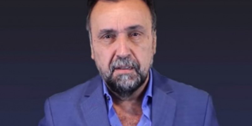 Roberto Navarro aseguró que cerrará sus medios si el Gobierno no le da más pauta