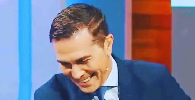 Rodolfo Barili protagonizó un (increíble) error en una entrevista en vivo