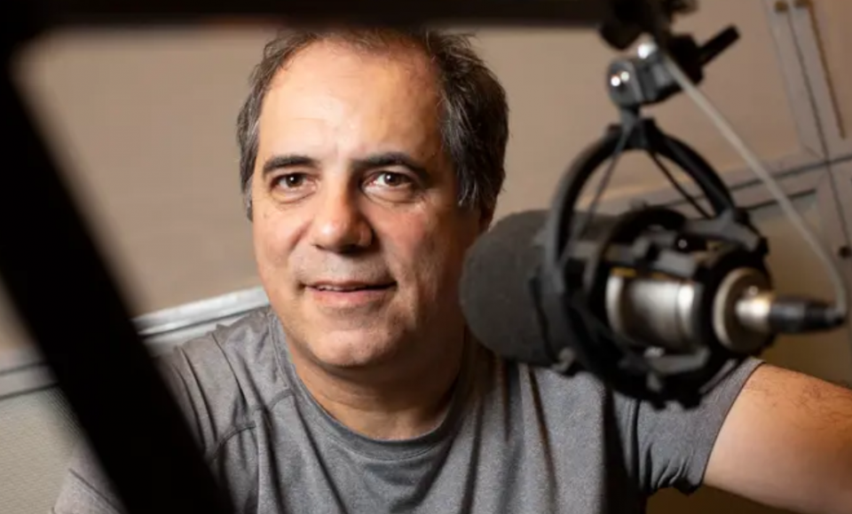 Rolo Villar contó por qué durmió en los sillones de todas las radios