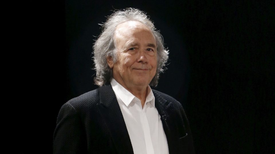 “Ayudémonos a pelear contra el miedo”, el mensaje de Joan Manuel Serrat sobre el coronavirus