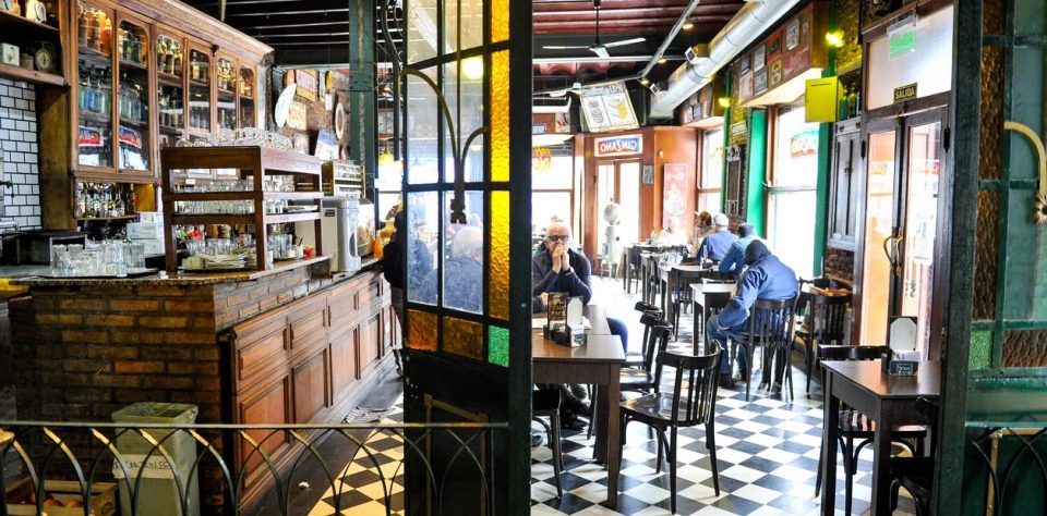 Coronavirus: bares, restaurantes y shoppings abrirán con restricciones en la Ciudad