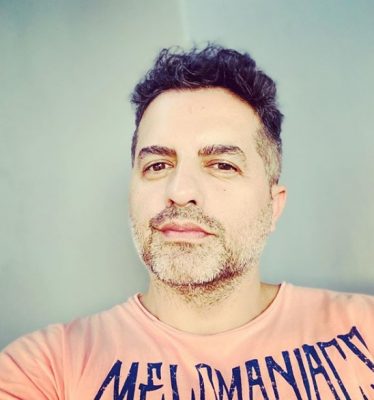 Ángel de Brito se dejó el bigote y para sus seguidores quedó idéntico a Freddie Mercury
