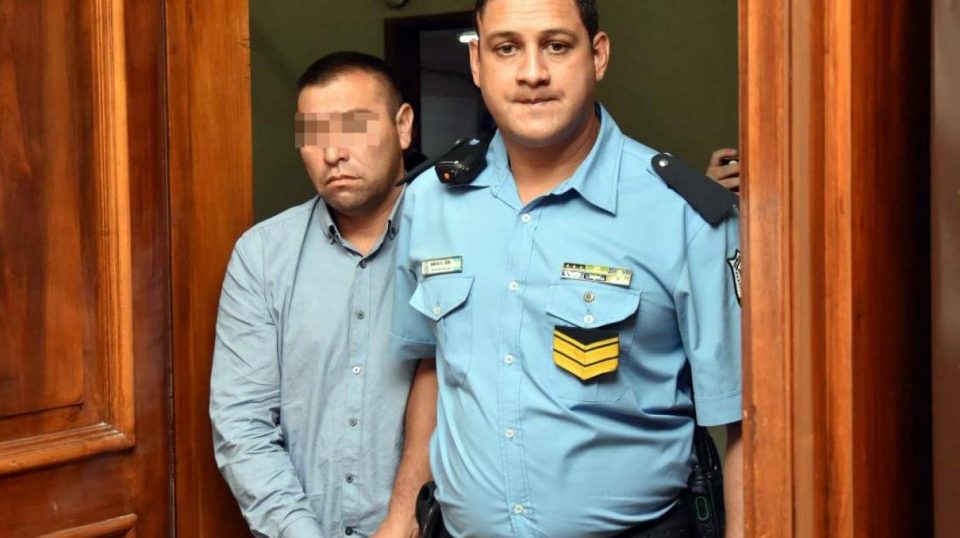 Violó a su hijastra postrada en una cama, le dieron 10 años de cárcel y dijo que “le parecía mucho”