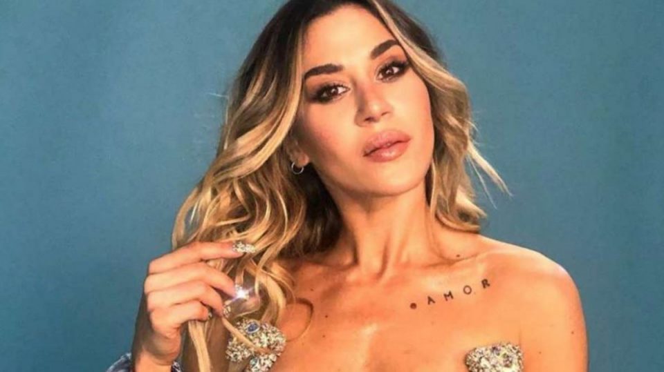 Jimena Barón bailó arriba de la mesada en plena cuarentena