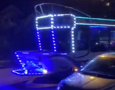 Coronavirus en Argentina: un grupo de jubilados paseó en el “trencito de la alegría”