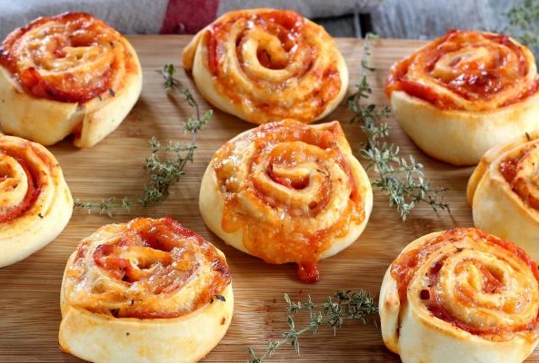 Rolls de jamón y queso, la solución para resolver un almuerzo o cena en 20 minutos