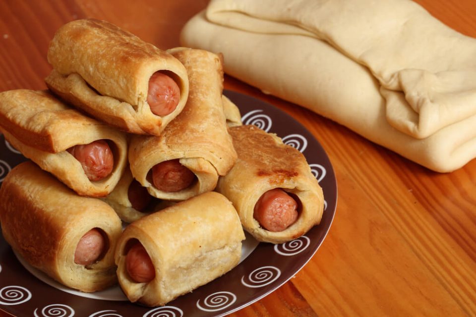 El secreto para hacer unas sabrosas salchichas envueltas en masa