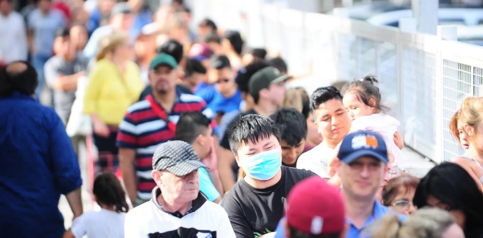 Coronavirus: expulsaron del país a 270 turistas que no cumplieron la cuarentena