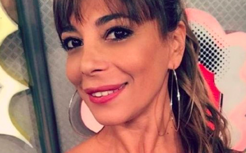 Ximena Capristo cautivó con su silueta saliendo de la pileta: “¿Qué foto te gusta más?”