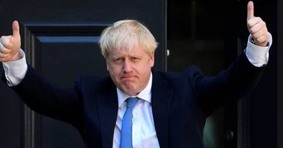 Un científico que asesora a Boris Johnson renunció por romper la cuarentena con su amante