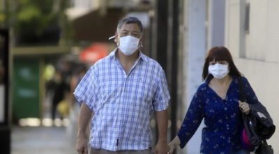 El efecto de la cuarentena en los argentinos: se duplicaron los trastornos psicológicos y aumentó el consumo de alcohol