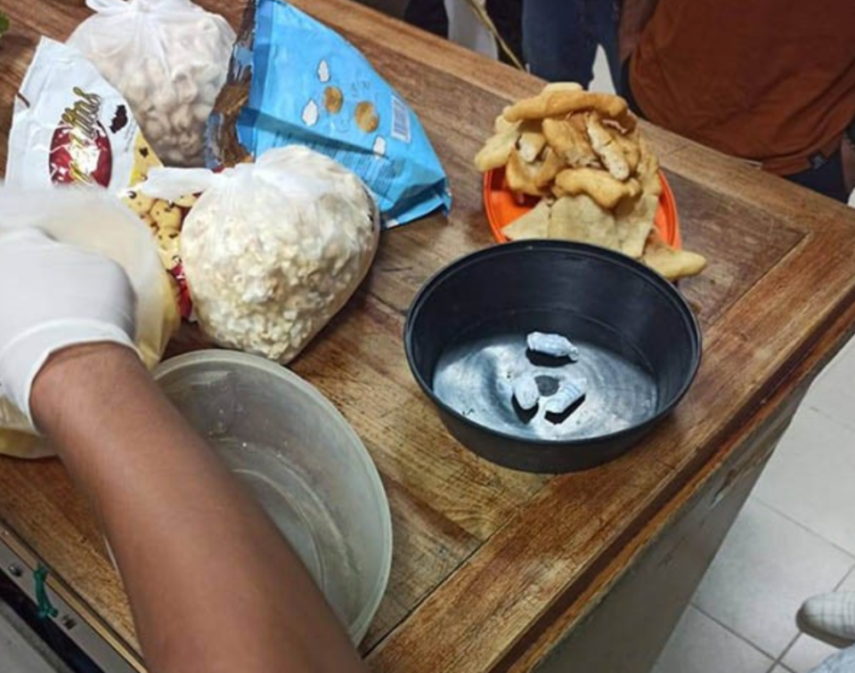 El insólito método que usó un joven para llevarle marihuana a su tío detenido