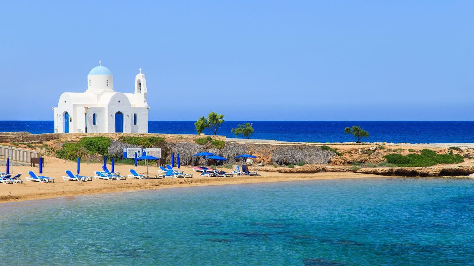Una paradisíaca isla promete pagar los gastos médicos de los turistas si contraen coronavirus