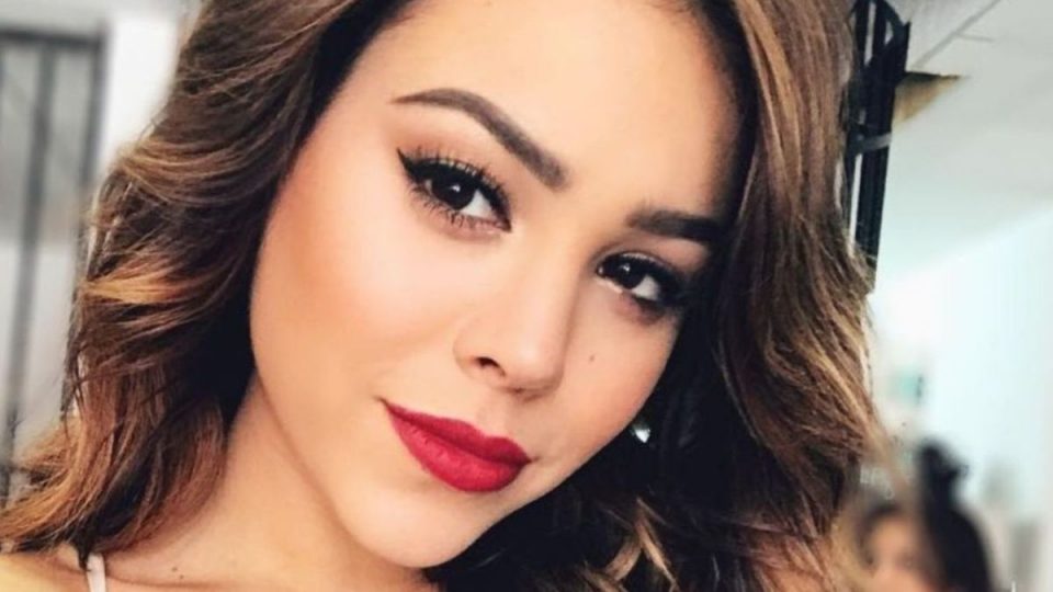 Danna Paola, actriz de “Élite”, compartió una sensual fotografía al salir de la ducha