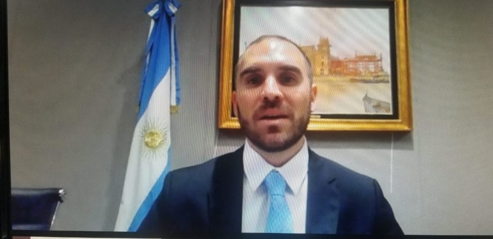 Martín Guzmán aseguró que continuarán las negociaciones por la deuda y evitó hablar sobre default