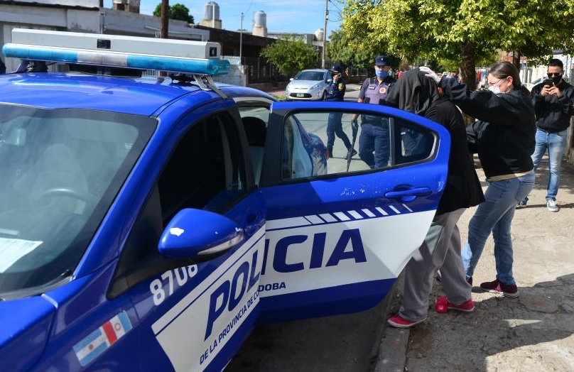 Evitó que los vecinos linchen a un ladrón de bicicletas y murió tras recibir una fuerte golpiza