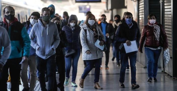 Nuevo récord diario: se registraron 769 casos de coronavirus en el país