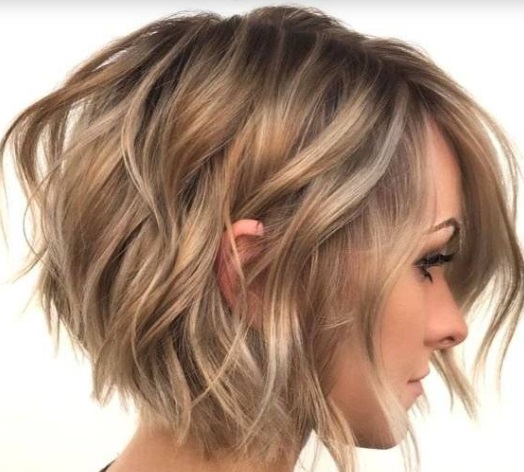 Cuatro cortes de pelos que rejuvenecen (y son tendencia)