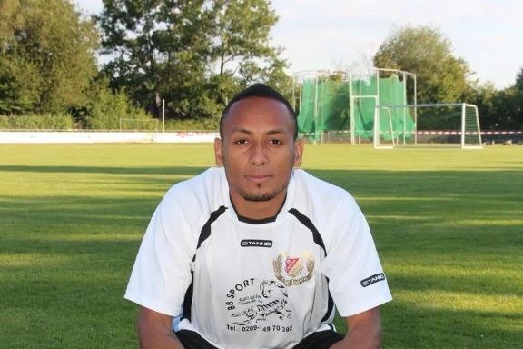 Encuentran vivo a un futbolista que dieron por muerto en un accidente