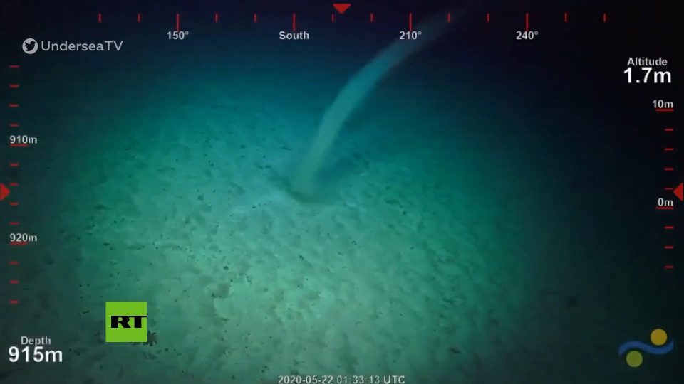 Video: captan un increíble tornado en las profundidades del mar