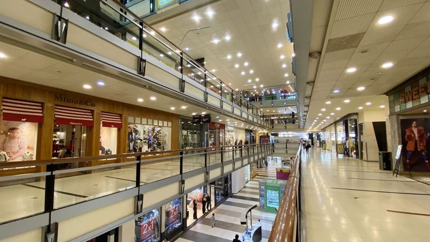 Coronavirus en la Argentina: así es la modalidad “Take Away” que buscan implementar los shoppings