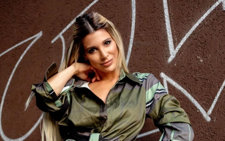 Stefy Xipolitakis y su reflexión sobre la cuarentena: “Suerte que tengo sillas”