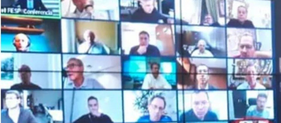 Un empresario se desnudó frente a Jair Bolsonaro durante una videoconferencia