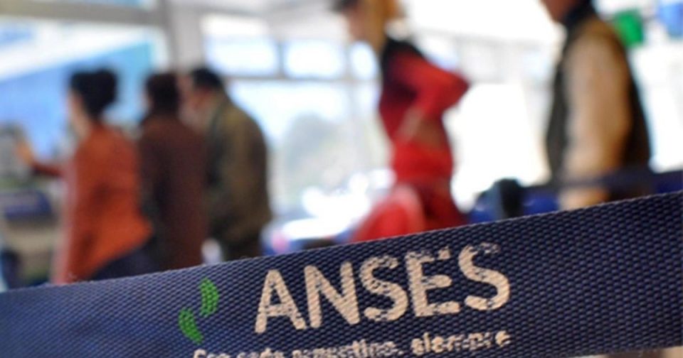 Anses: cuál es el cronograma de pago para el bono de .000 que comienza el lunes