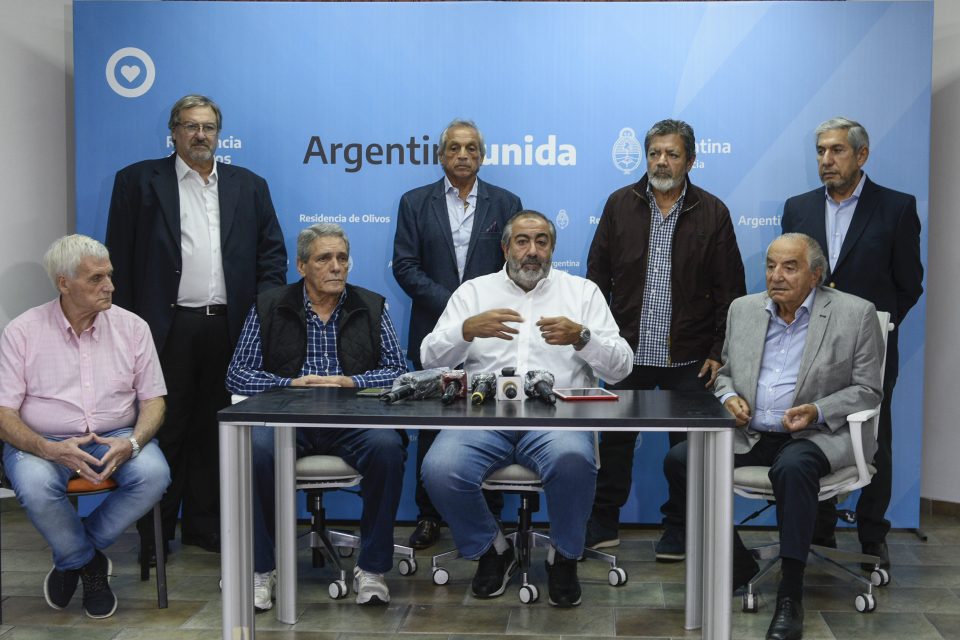 La UIA y la CGT prorrogaron el acuerdo para suspender personal