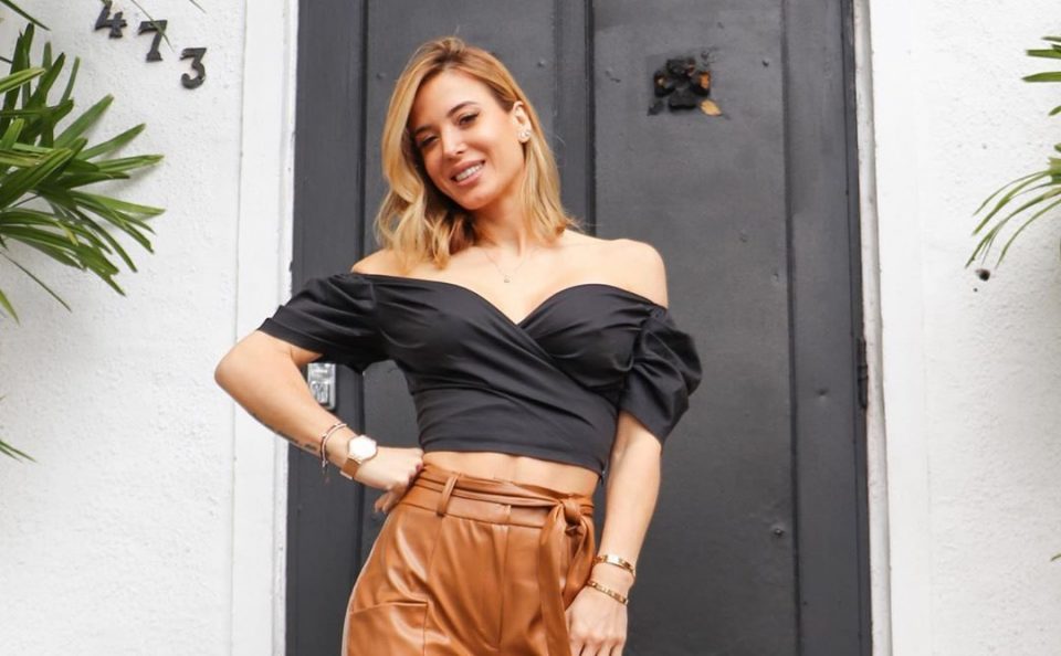 Jesica Cirio se animó al perreo con un colorido vestuario: “Arranqué mi día practicando esta coreo”