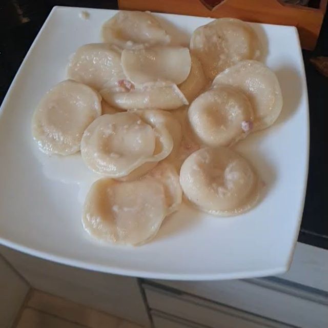 “Sorrentinos a la explosión”, la hilarante receta de Lizy Tagliani en cuarentena
