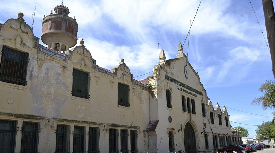 Un preso murió tras ser apuñalado en un enfrentamiento entre internos del penal de Coronda