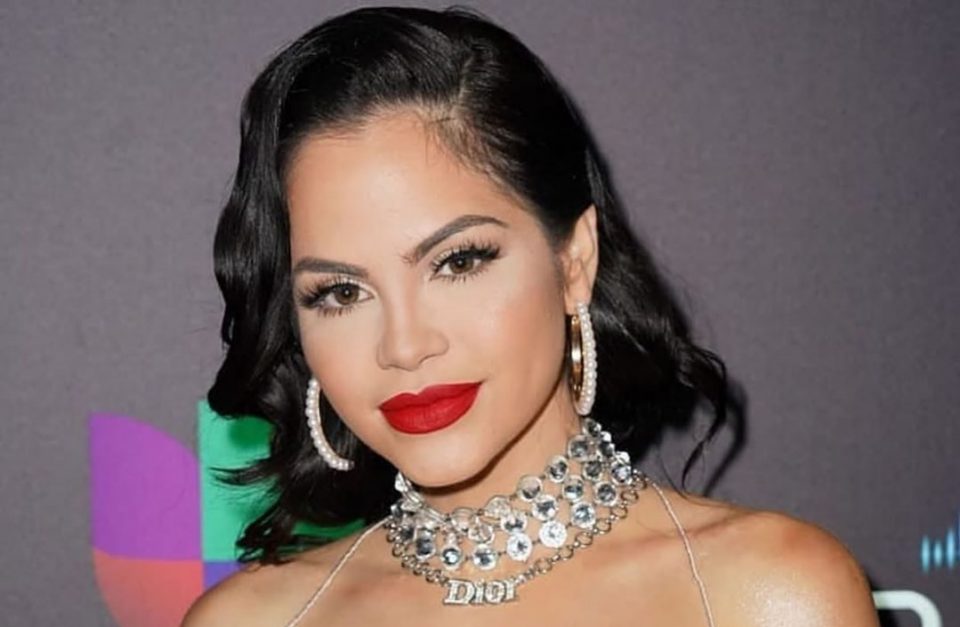 “Esa es la actitud”, Natti Natasha le dio el buen día a sus fans sentada sobre la cama (y con poca ropa)