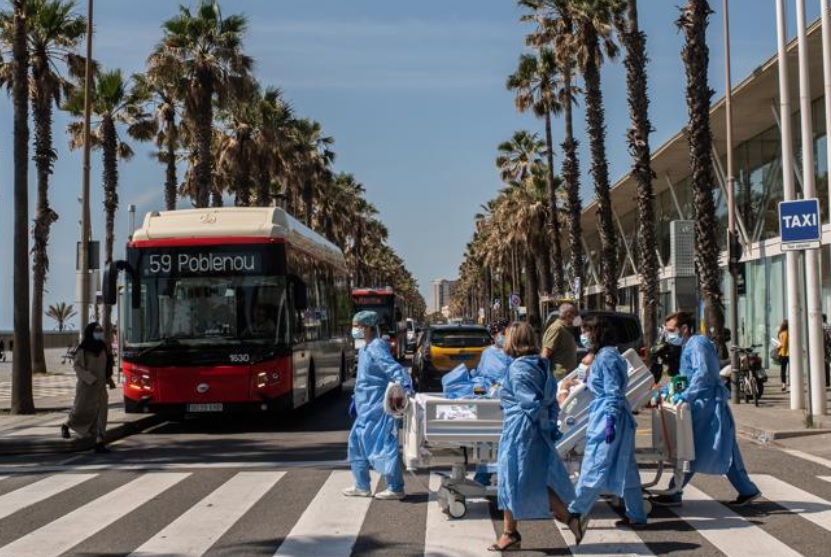 Estuvo dos meses al borde de la muerte por coronavirus y los médicos le concedieron un deseo
