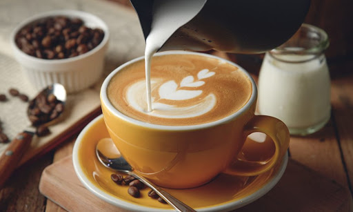 Cuáles son los secretos para preparar un exquisito capuchino en casa