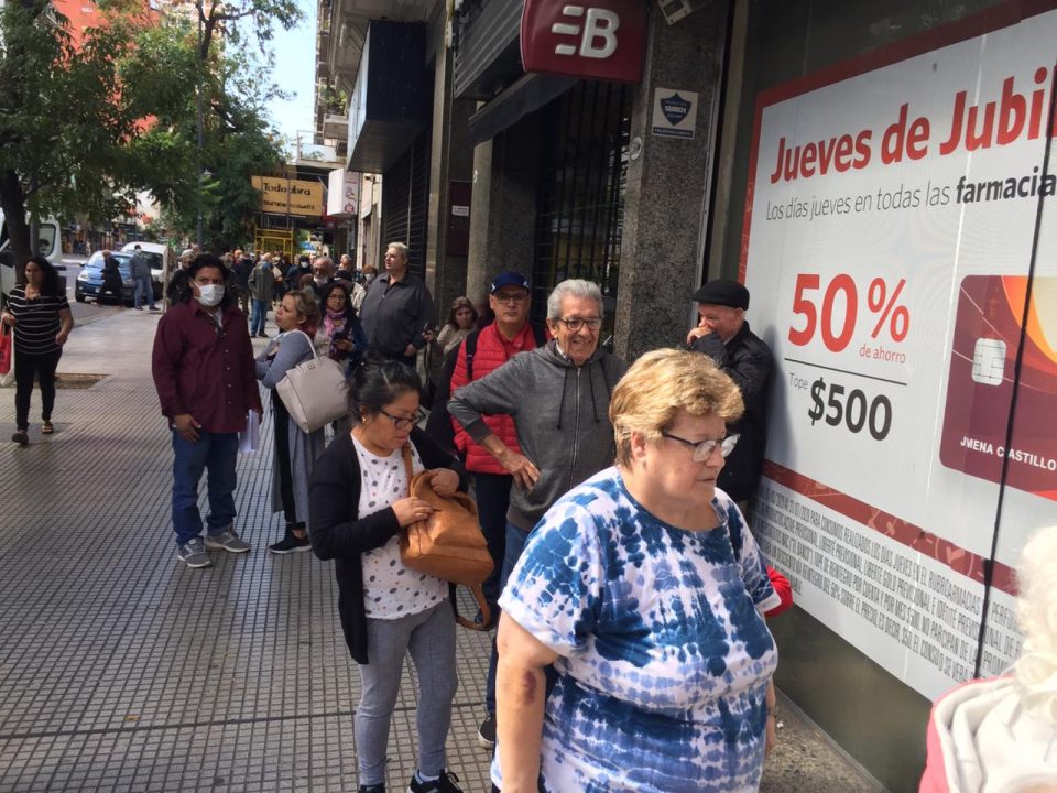 Jubilaciones y pensiones: quiénes cobran este lunes 8 de junio