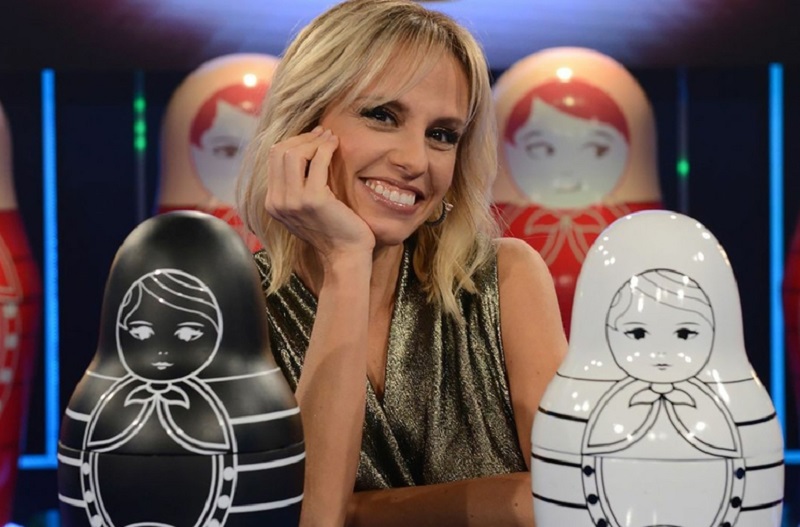 En el regreso a la televisión de Mariana Fabbiani con “Mamushka”, una pareja se llevó 0 mil: “Vamos a poder terminar la casa”
