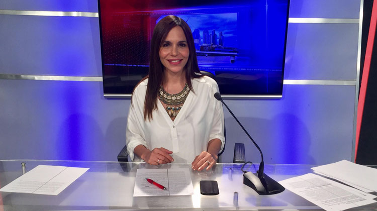 Intentaron acuchillar a la conductora Melisa Zurita delante de su hija