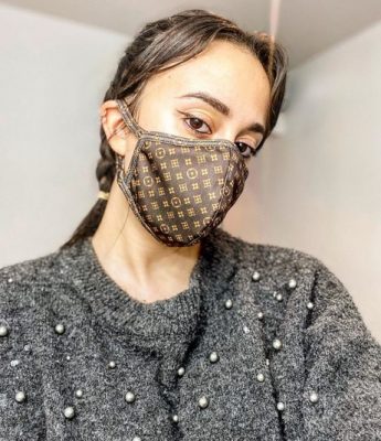 “Acá estamos de party”, el sensual baile (en corpiño) de Nai Awada