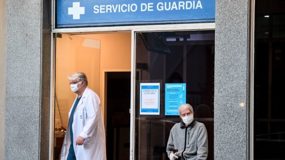 Coronavirus: confirmaron cinco nuevas muertes y suman 698 las víctimas en la Argentina