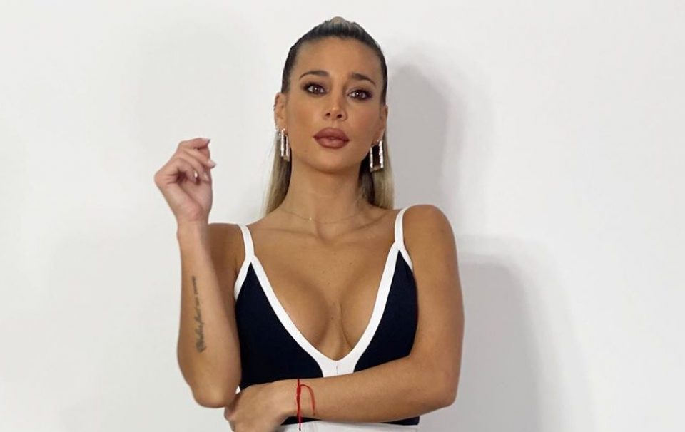 Vestido nude con hombros caídos: el outfit (ceñido) de Sol Pérez para cortar la semana