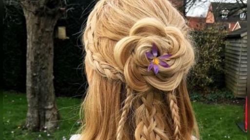 Trenzas en forma de rosa, un peinado súper fácil (y elegante) para sorprender a todos