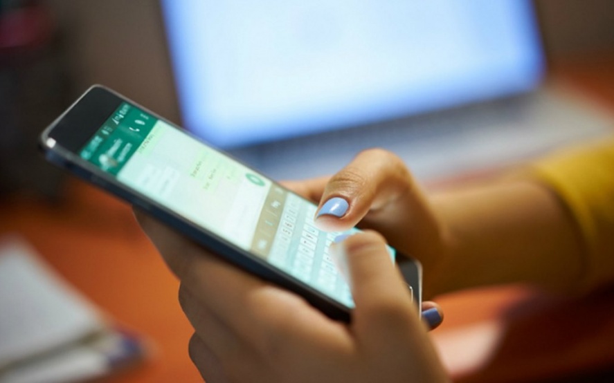 Cómo acceder al modo oculto de WhatsApp y convertirte en “fantasma” para tus contactos