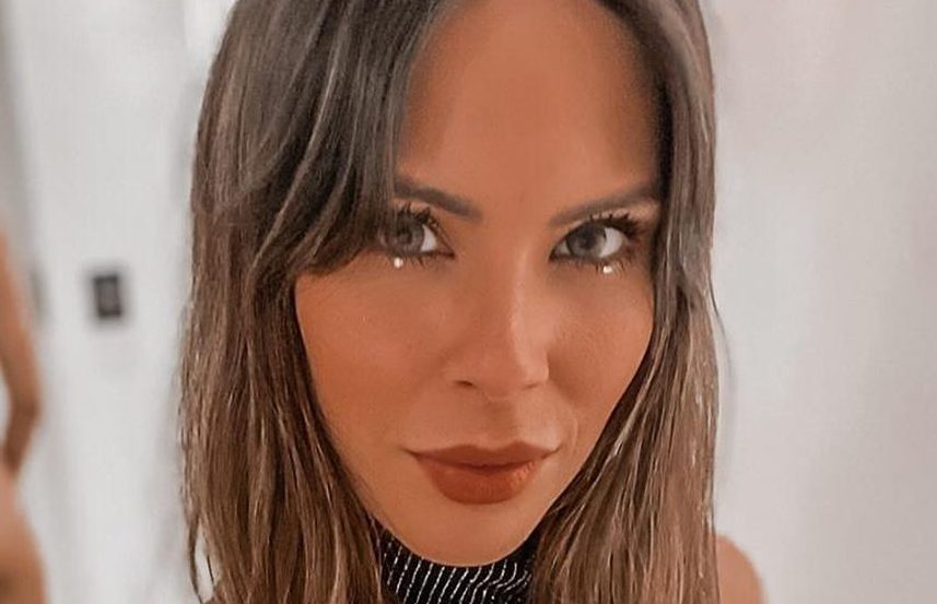 El vestido asimétrico color naranja de Barby Franco que sorprendió a todos